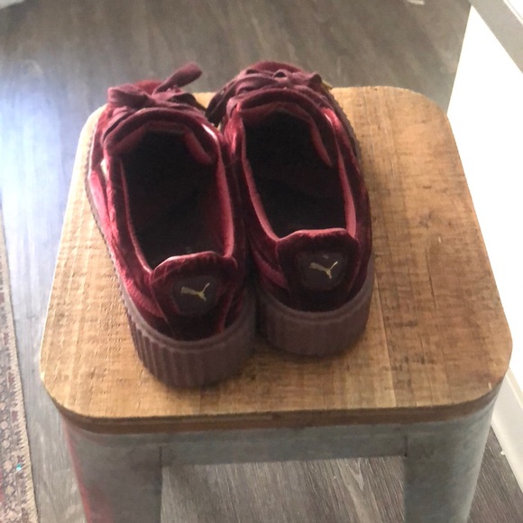 RIRI FENTY PUMAS - Picture 3 of 4